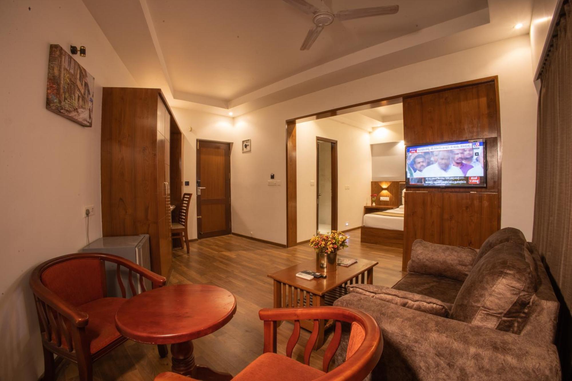 Metro Plaza Hotel By Rak Rooms, Mangaluru Exteriér fotografie