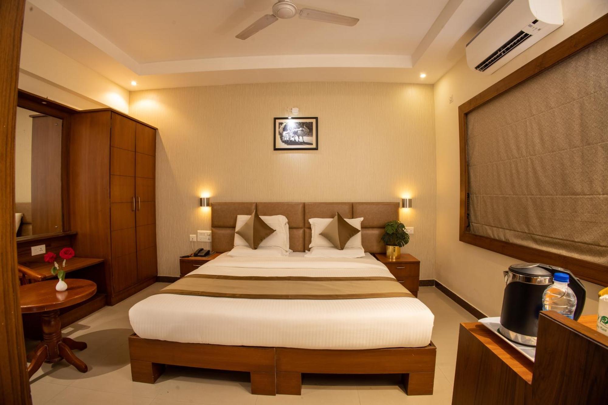 Metro Plaza Hotel By Rak Rooms, Mangaluru Exteriér fotografie