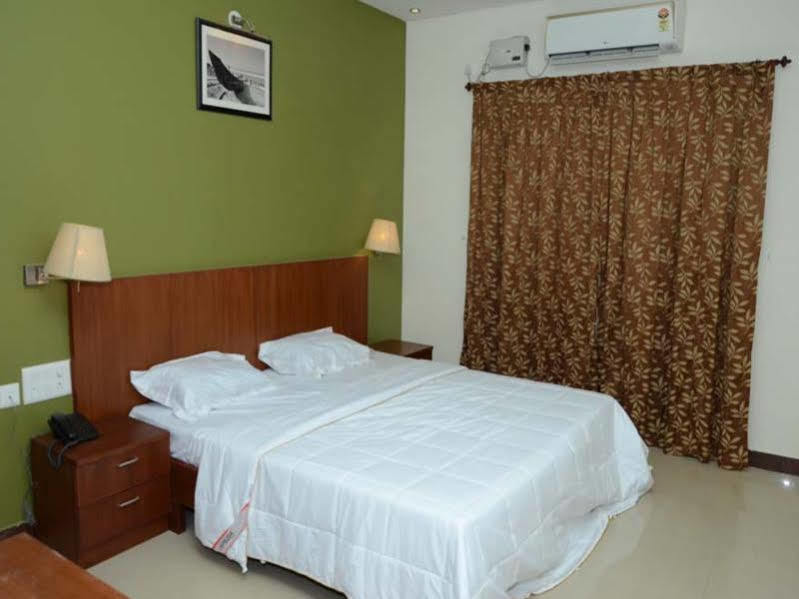 Metro Plaza Hotel By Rak Rooms, Mangaluru Exteriér fotografie